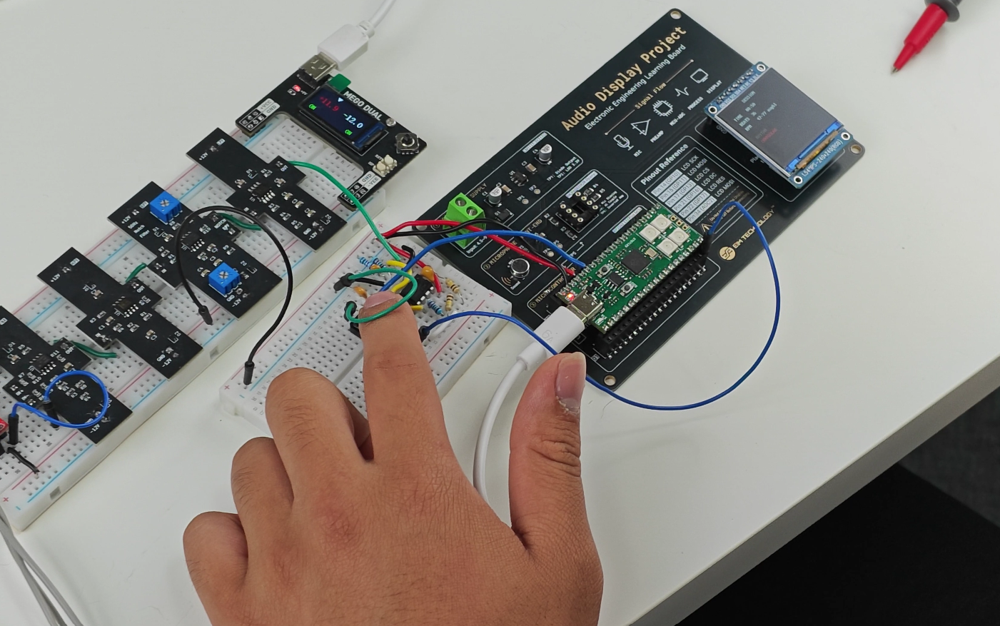 Hands-on engineering education using EIM hardware